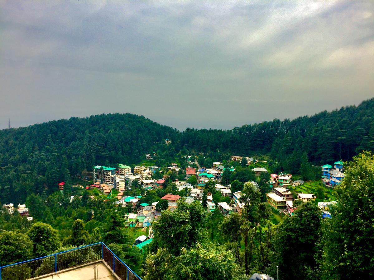 Отель The Unmad, Dharamkot Дармсала Экстерьер фото